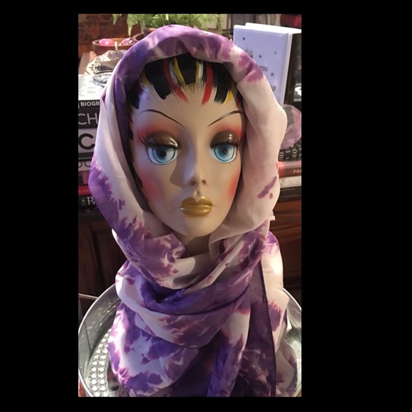 Beautiful sheer silky sarong/wrap/cover up/scarf - Picture 2 of 5